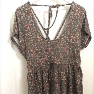 Torrid size 00 Green and pink babydoll top